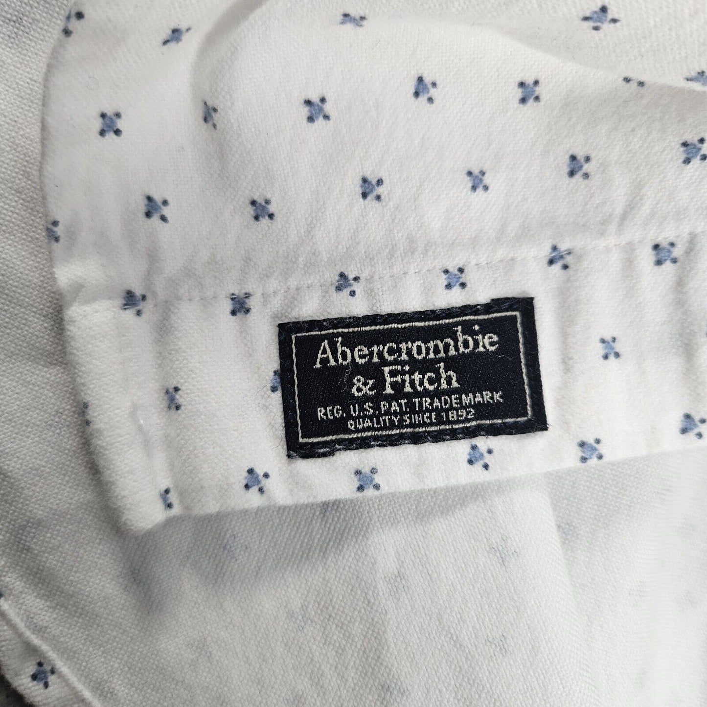 Abercrombie & Fitch Mens Shirt Small White Cotton Casual Classic Fit Pocketed